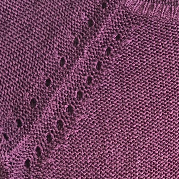 Burgundy knit sweater - Picture 3 of 3